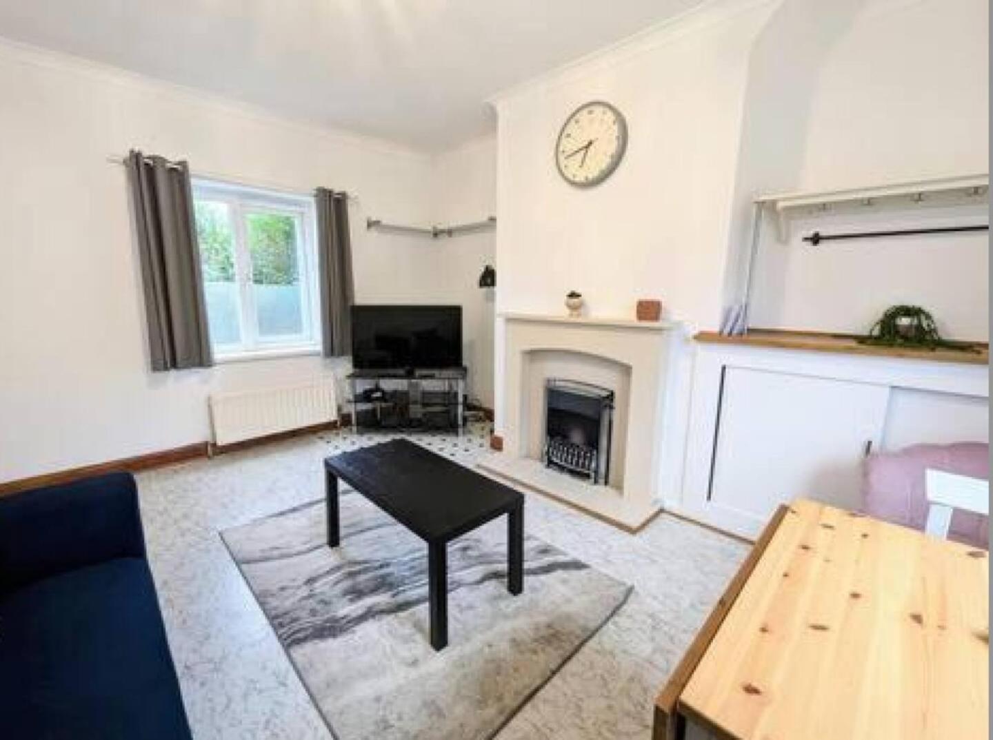 2 Bedroom Home With Driveway Close To Quayside Gateshead Extérieur photo